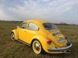 Volkswagen Beetle , Фольцваген Жук, цвет желтый
